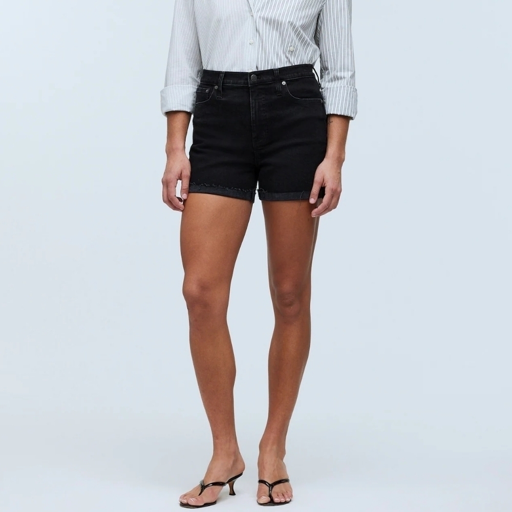 Madewell High-Rise Denim Shorts, Color Halwood Wash Size 24